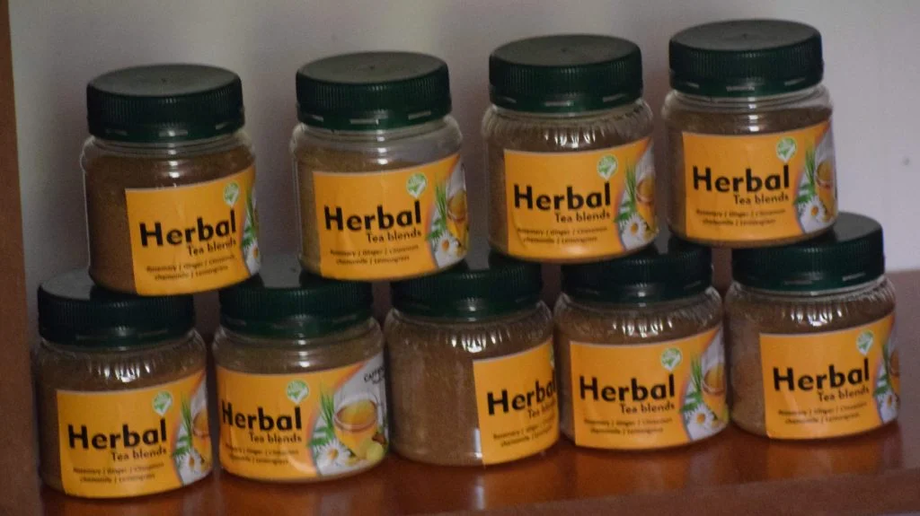 Organic farmer/agronomist who hasn't used chemicals for 32 years Herbal tea