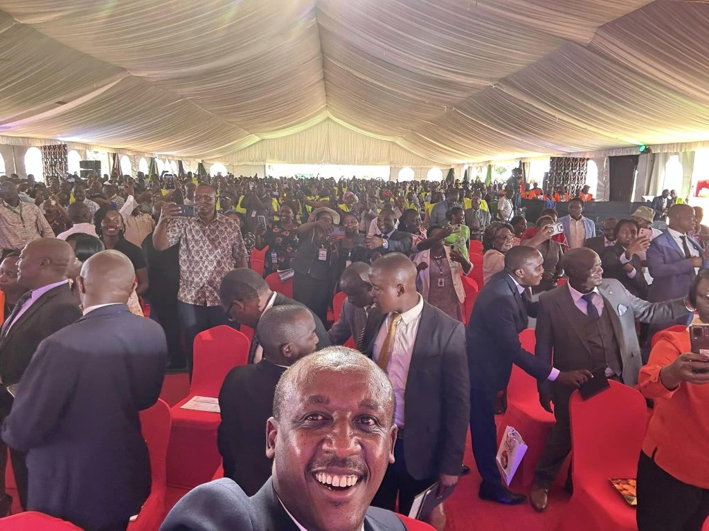 Makueni Governor Mutula Kilonzo Jr. takes a selfie during the conference