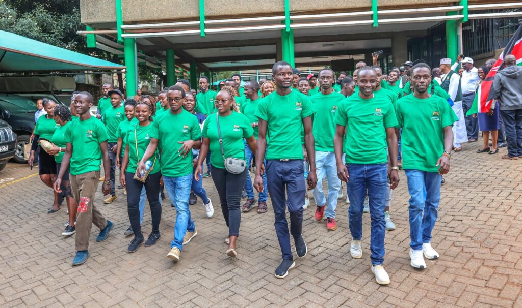 Kenyan youth sent to uk farm jobs under the sws initiative Some of the students from the kenya school of agriculture ksa going to work in uk farms