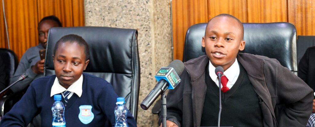 The two champions jael achiengfrom loresho secondary school nairobi and blessed kyalo from aic tangu junior secondary school in makueni