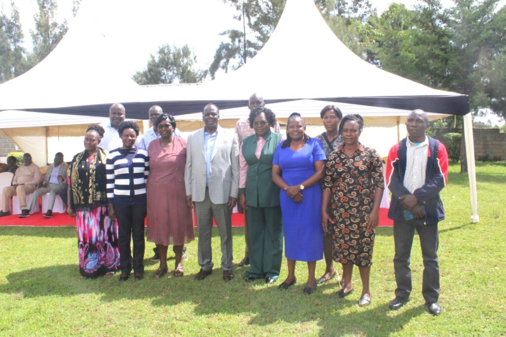 Cabinet Secretary for Cooperatives and MSMEs Development Wycliffe Oparanya wit beneficiaries